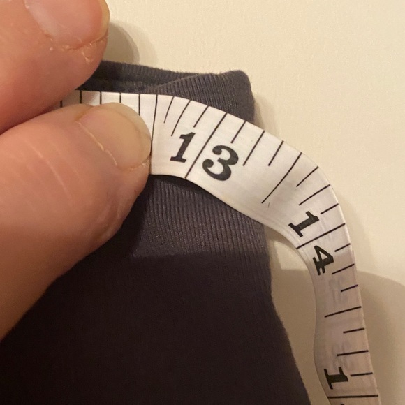 ALO Yoga Charcoal Leggings - Picture 6 of 7